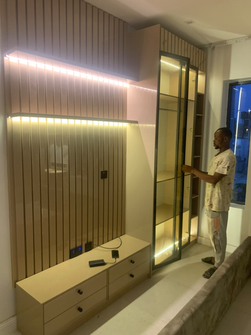 Wall panels & mirrors — Gabs photo collection